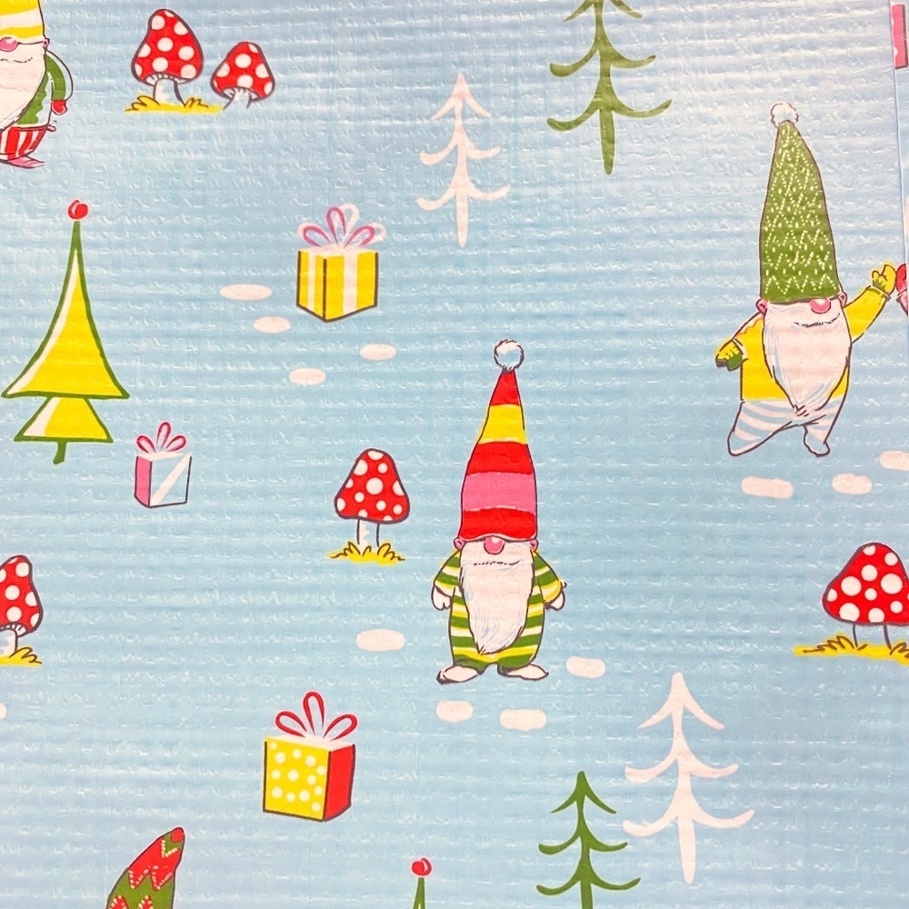 SCOUT Large Size Reusable Gift Bag (Set of 3) in Gnome for the Holidays - Picture 4 of 6